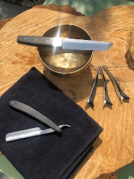 Photo n°3 de Joelle SANCEO Racine du bien être Socio Coiffure et coiffeuse énergéticienne. à Luc-sur-Mer (Salon de coiffure)