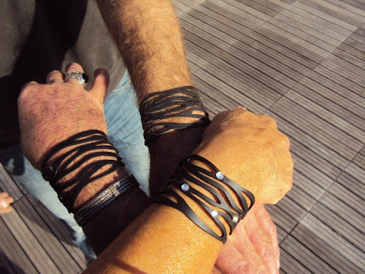 Belle Noir, Sierlijke Siliconen Sieraden Gallery - Netherlands