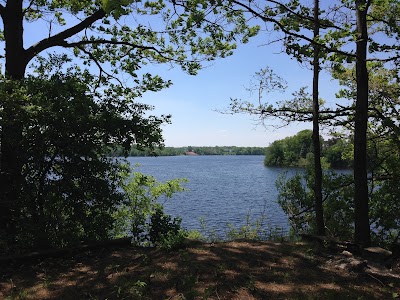 Photos of The Lake Shore Apartments
