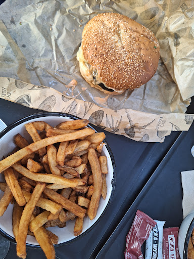 Photo 3 - Big Fernand