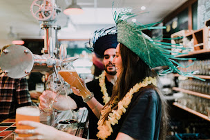 Photo n°33 de V and B Vitrolles à Vitrolles (Caviste)