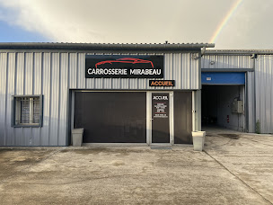 Photo n°2 de Carrosserie Mirabeau à Boulazac Isle Manoire (Atelier de carrosserie automobile)