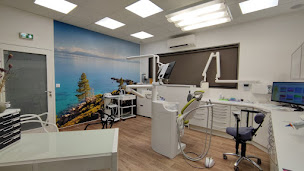 Photo n°2 de Docteur LAM Thuy Tien à Orthez (Dentiste)