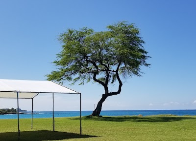 Kalanianaʻole Beach Park