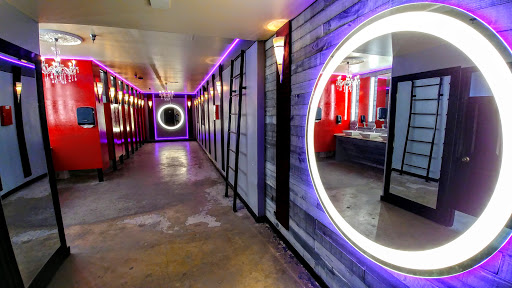 Bucanas Night Club - Thumbnail