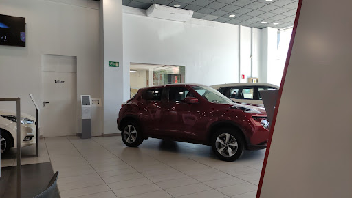 Nissan Vanauto - Thumbnail