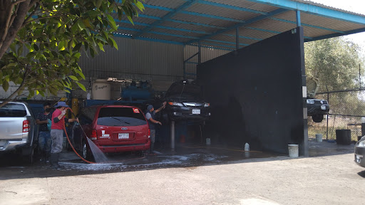 AUTOLAVADO "LEYLAN" Gallery - Mexico