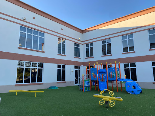 Divine Savior School - Visual