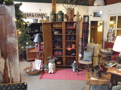 Apple Pie Antiques Gallery - United States