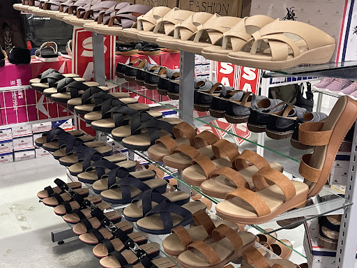 KEDAI KASUT D EMPIRE