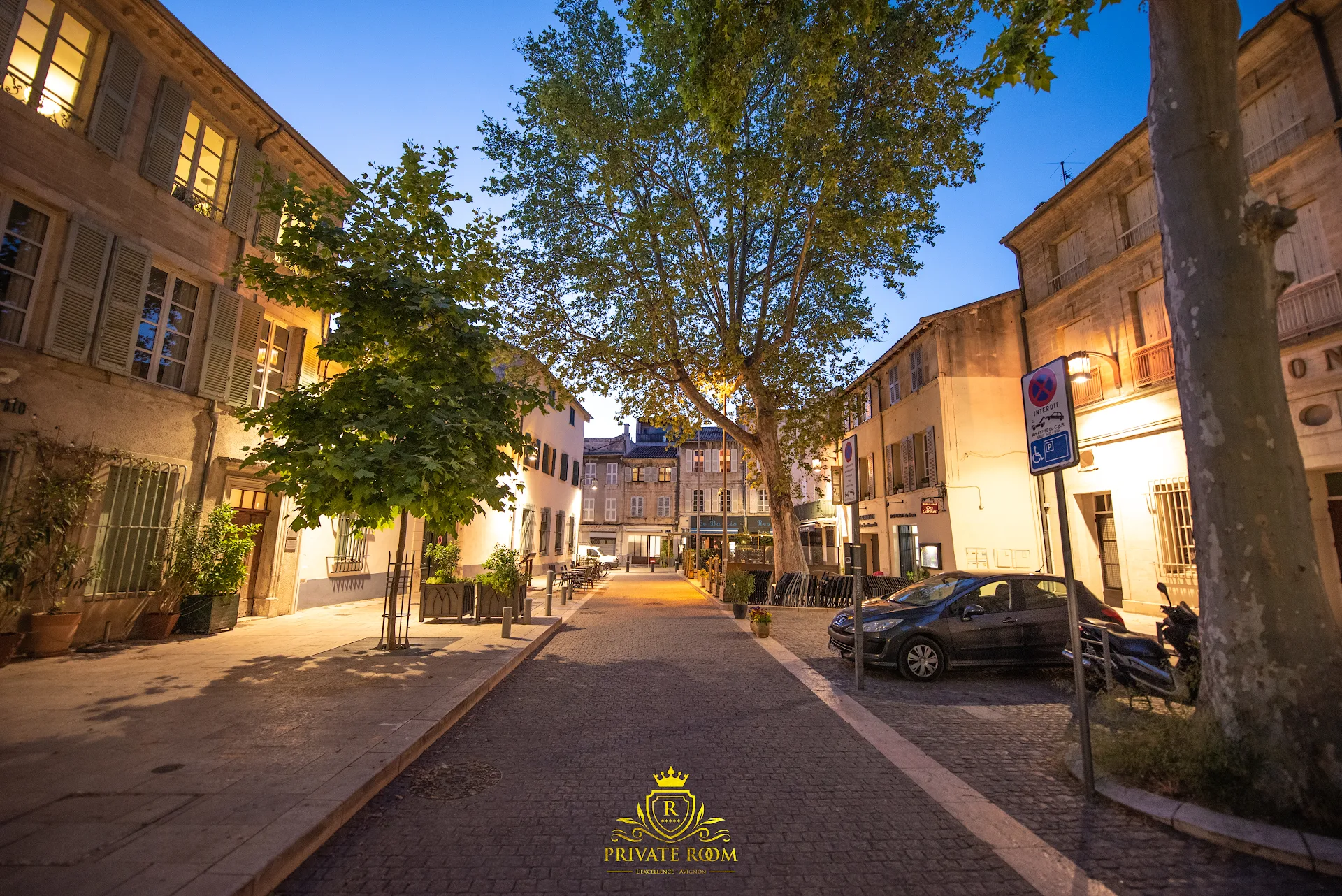L'EXCELLENCE AVIGNON - Suite LUXE SAUNA, HAMMAN & JACCUZZI
