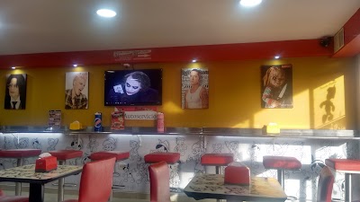 Photos of PINOCHO CARB&Oacute;N