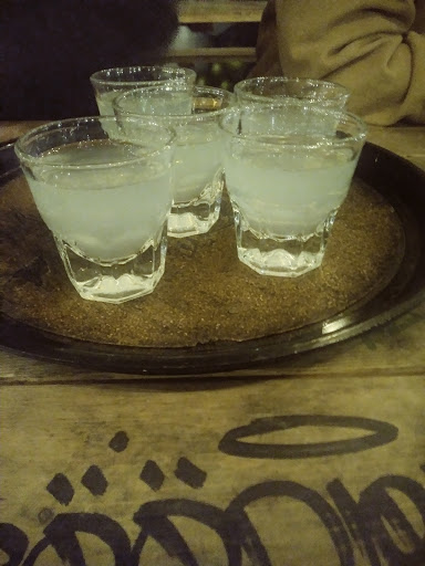 Cecil's Pub - Visual