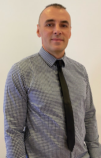 Youri Miklachuk residential real estate broker