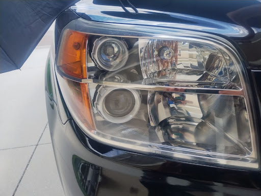 The Headlight Guy - Visual