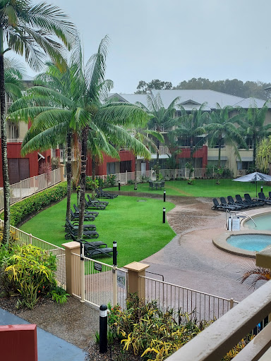 Palm Cove Beach Apartments