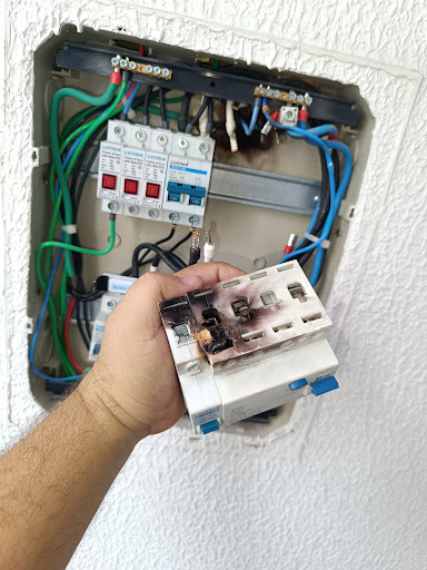 Fk Eletricista Instalador