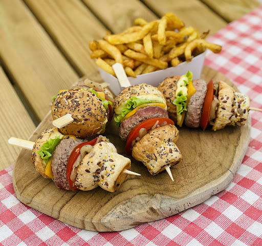 Photo 2 - T burger