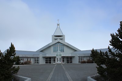 Photos of Gler&aacute;rkirkja
