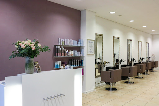 HAARSTUDIO BELA &CELIA PEREIRA