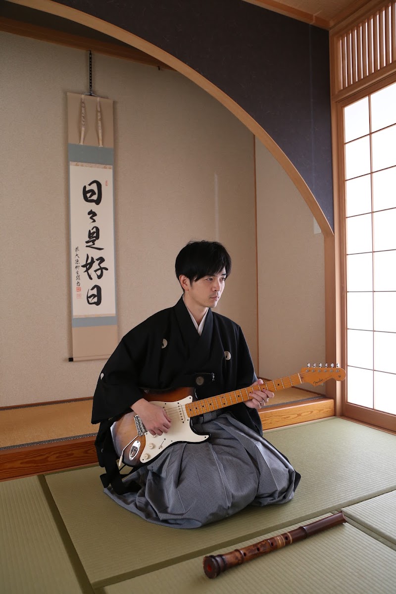 Ogata Music School (ギター、尺八)