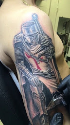 Photo n°8 de Cris Tattoo 83 à Saint-Cyr-sur-Mer (Tatoueur)