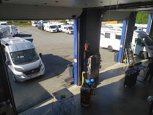 Photo n°8 de SOCODIM LOISIRS 17, Camping-cars / Fourgons neufs et occasions à Tonnay-Charente (Magasin d'articles pour véhicules de loisirs)