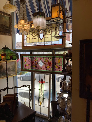 Robertson's Antiques - Thumbnail