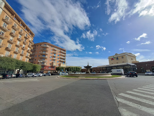Fontana della Stazione Gallery - Italy
