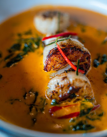 Nightingale Thai Cuisine & Bar by null