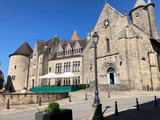 Photo de Mairie de Magnac-Bourg à Magnac-Bourg (87380)