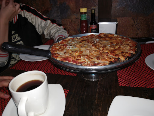 Rocky's Pizza & Bar - Thumbnail