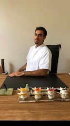 Photo n°5 de Mahane Manu Hesam à Paris (Chiropracteur)
