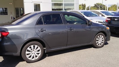 car-dealer