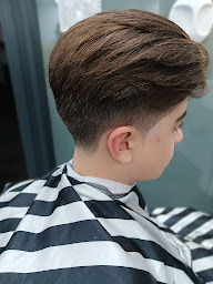 Photo n°9 de COIFFEUR DE CONSOLAT à Marseille (Salon de coiffure)