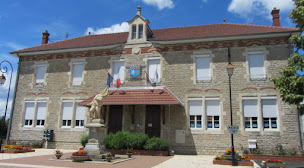 Photo n°3 de Mairie de Devrouze à Devrouze (Hôtel de ville)