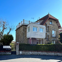 Photo n°2 de Cabinet du Dr Sylvain Salem, Dr Nathan Salem et Dr Joao Serra à Villeneuve-le-Roi (Dentiste)
