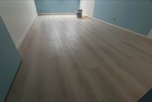 Photo n°5 de Peinture, Mademoiselle à Rospez (Peintre en bâtiment)