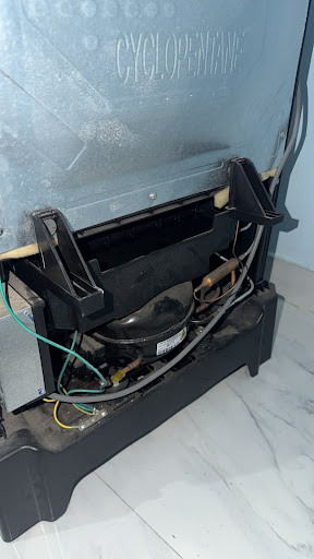 Samsung refrigerator compressor replace in selaqui dehradun. Samsung refrigerator cooling repair.… post image