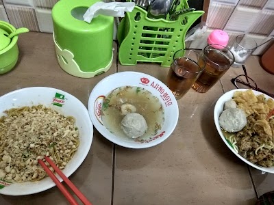 Photos of Mie Yamin Mang Ade