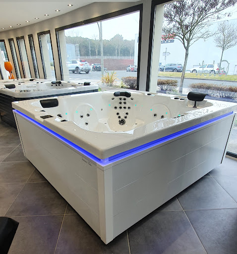 Photo de Giovanni Riboli Le Puy-en-Velay 43 . Spa et Spa de nage