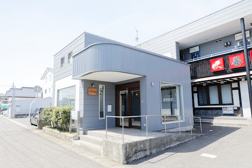 Shirakawa Barber FOCUS