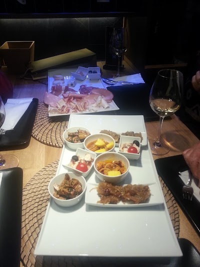 Photos of Lanterna WINE & TAPAS bar