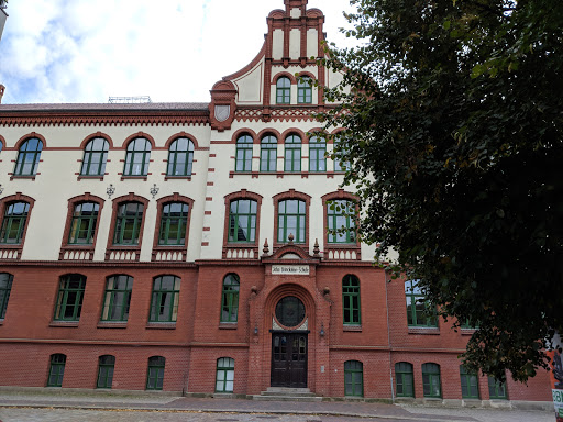 John-Brinckman Gymnasium - Thumbnail