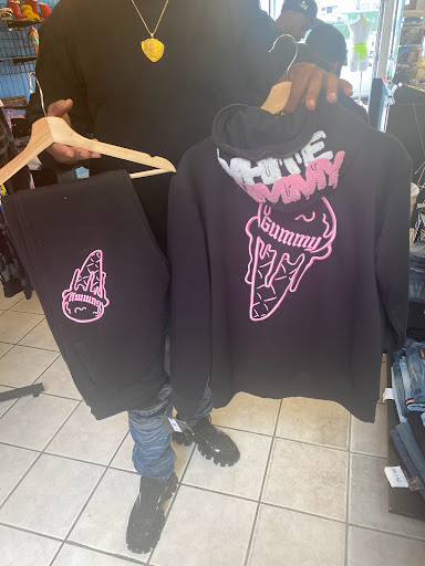 Naughty Boy Retail - Thumbnail