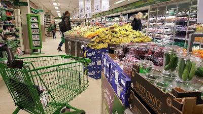 Photos of KIWI Storgata Lillehammer