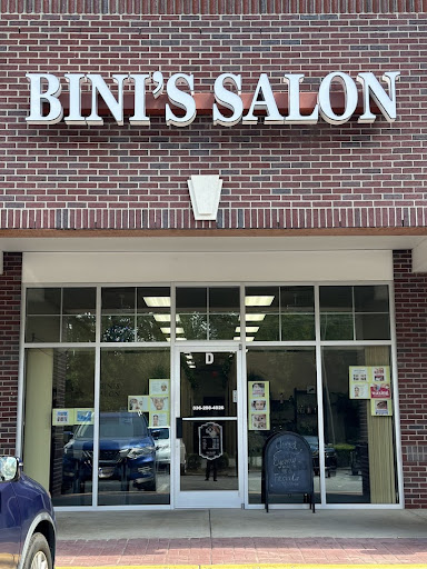 Emmily's Tanning (Now Bini's Salon)