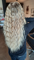 Photo n°9 de L'atelier de Coralie à Arnèke (Salon de coiffure)