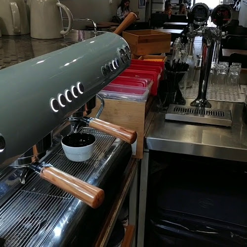 Intz48 Coffee Roasters Azores Número de telefone