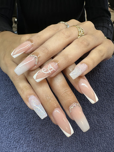 KN Nail Spa - Visual